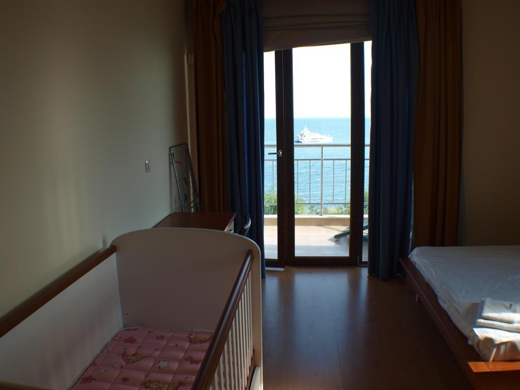 Nessebar View Apartament Стая снимка
