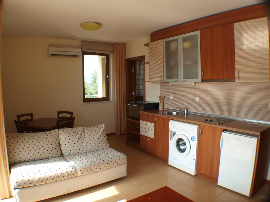 Nessebar View Apartament Стая снимка
